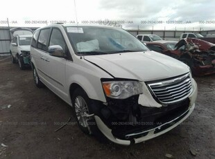 Chrysler Town & Country 2012, 3.6L, uszkodzony przód