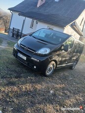 Do sprzedania opel vivaro 9 osobowy