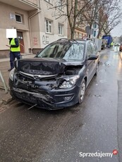 Hyundai i30cw powypadkowy na części