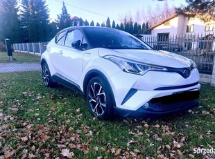 Śliczna toyota CHR 1.8 hybrid 122km