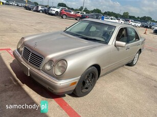 Mercedes-Benz E-Klasa W210