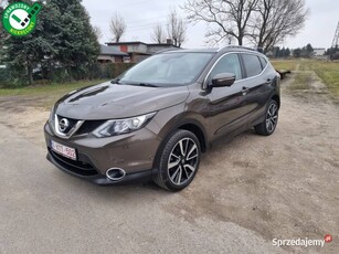 Nissan Qashqai 4wd / Kamera 360 / Led /Panorama /Serwis ASO / Skóra