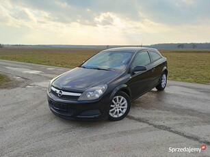 Opel Astra GTC 2009r lift 1.4 benzyna klima zdrowa zadbana alu