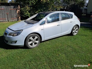 Opel Astra J 1,4 T gaz