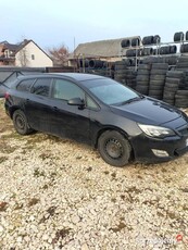 Opel ASTRA J Klima NAWIGACJA wyposażenie duże