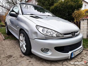 Peugeot 206 rok 2004 1.6