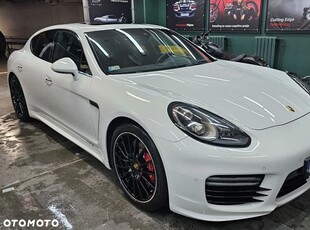 Porsche Panamera GTS