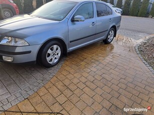 Skoda Octavia ll 1.9 tdi 2006r klima hak.