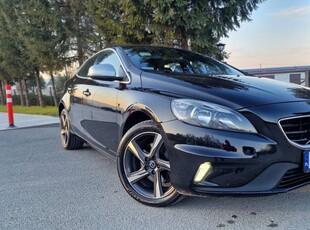 Volvo V40 D2 R-design 2.0 diesel 2015 133.000 km