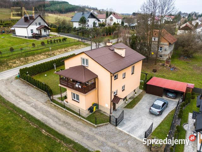 Dom sprzedam 180m2 Strzyżów