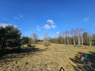 Działka nad jeziorem Jełmuń, 100m od jeziora.