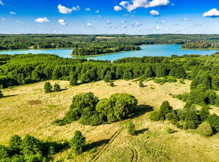 Działki z linią brzegową jeziora Limajno