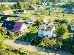 Połówka bliźniaka do remontu z ogrodem, Łąka