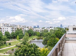 Mieszkanie czteropokojowe na sprzedaż