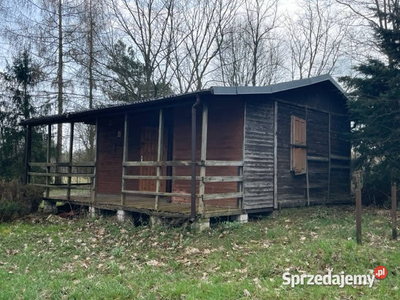 Kształtna działka z domkiem 30 min od Warszawy