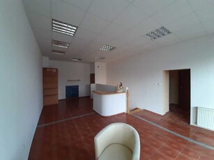 Lokal użytkowy II-poz. o pow. użyt.49 m2 cał.89 m2