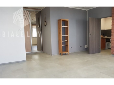 Lokal użytkowy na sprzedaż 52,10 m², oferta nr BLN817270