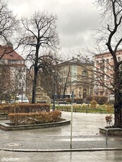 centrum miasta w pobliżu Placu Daszyńskiego