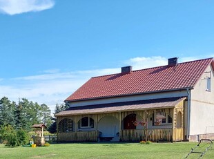 Dom na wsi/Siedlisko - dom, budynki gospodarcze