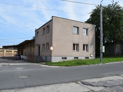 Lokal użytkowy na sprzedaż 1 659,60 m²