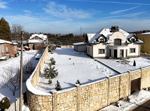 Luksusowy dom w zielonej dzielnicy Dąbrowy G.