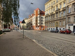 Mieszkanie trzypokojowe na sprzedaż