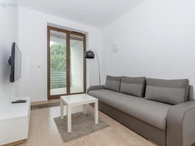 Apartament, Plac Na Groblach