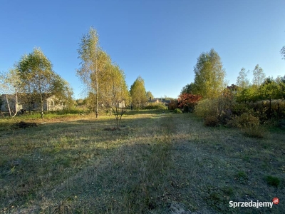 Działka budowlana 2500 m2 z rozpoczętą budową.