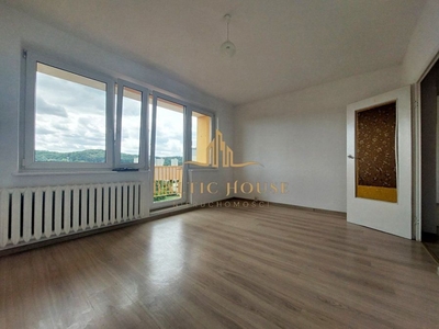 4 pokoje Balkon Dobrze skomunikowane Zielona okoli