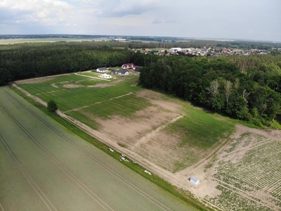 Atrakcyjna działka budowlana z mediami !!!