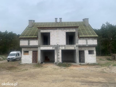 Dom bliźniak w stanie surowym w Murowańcu