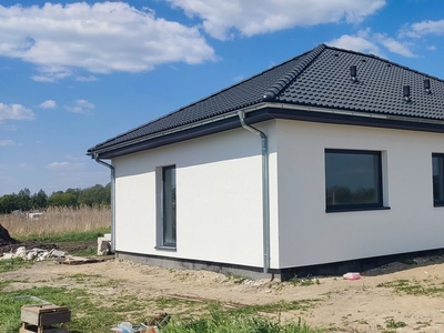 Nowy wolnostojący dom z pompą ciepła Janczewo 106m2 Deweloperski
