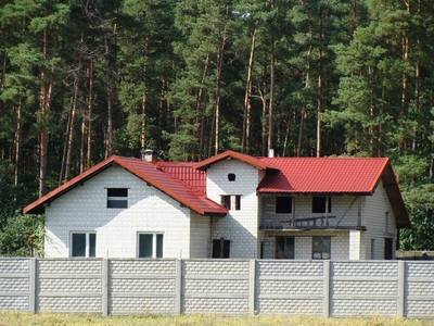 Sprzedam nieruchomość budynek mieszkalno-gospodarczy z działkami