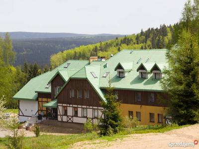 Dochodowy hotel w Zieleńcu na sprzedaż!