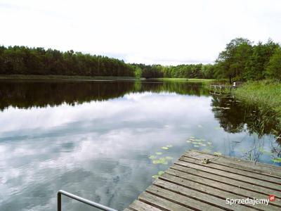 Działka rekreacyjna nad jeziorem o powierzchni 1095 m2