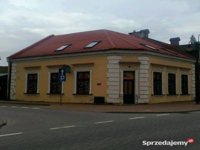 Kamienica w centrum Tarnobrzega - lokal użytkowy, mieszkanie