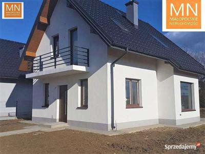 Oferta sprzedaży domu wolnostojącego Dojazdów 133.4m2