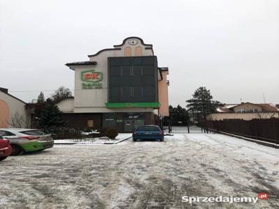 Syndyk sprzeda budynek usługowo-biurowy w Kobyłce