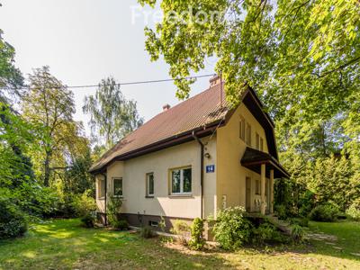 Dom na sprzedaż 274,82 m², oferta nr 10401/3685/ODS