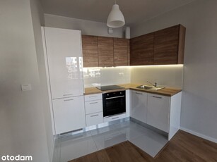 Słoneczny apartament wśród drzew, fotowoltaika