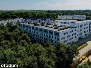 Rodzinne Mieszkanie 2/3 Pokoje/Loggia I Balkon