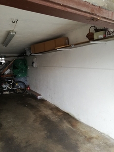 Sprzedam murowany garaż