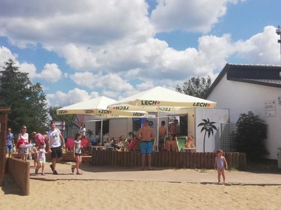 Sprzedam/ Odstąpię przyczepy gastro wraz z całym zapleczem plaża.