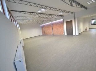 Lokal 110 m2 do wynajęcia