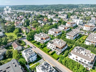 Mieszkanie czteropokojowe na sprzedaż