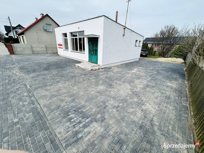 Lokal użytkowy z działką 600m2