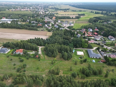 Urokliwa działka wśród drzew - Sławacinek Stary