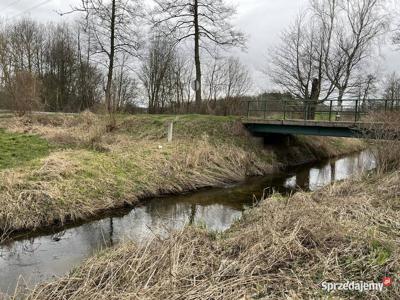 Działka budowlana z bezpośrednim dostępem do rzeki!