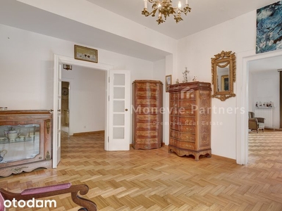 Elegancki apartament z dwoma tarasami Saska