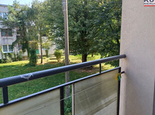 Pruszków centrum, 2 pokoje, balkon, I piętro